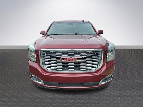 Used 2019 GMC Yukon Denali w/ Denali Ultimate Package AWD/4WD image 2
