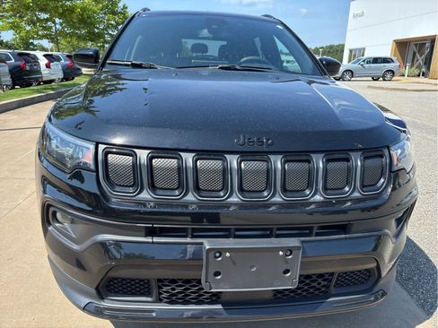 Used 2022 Jeep Compass Latitude AWD/4WD image 4