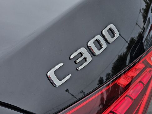 Used 2025 Mercedes-Benz C 300 Sedan image 13