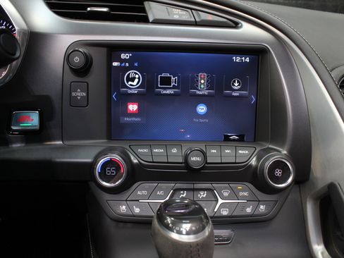 Used 2018 Chevrolet Corvette Stingray Coupe image 45