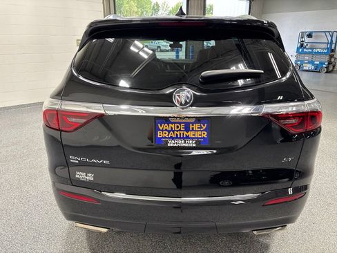 Used 2023 Buick Enclave Essence w/ Experience Buick Package AWD/4WD image 6