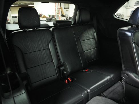 Used 2026 Buick Enclave Avenir w/ Super Cruise Package FWD image 17