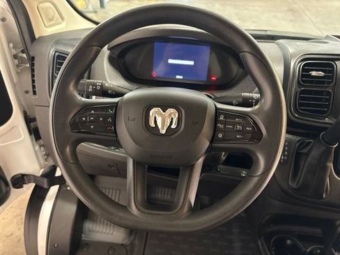 Used 2025 RAM ProMaster 2500 w/ U-Haul Equipment Group FWD image 13