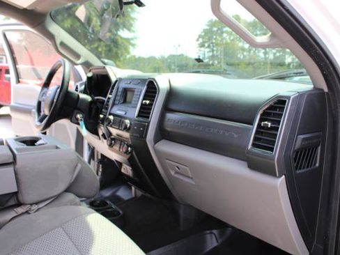 Used 2019 Ford F250 XLT AWD/4WD image 27