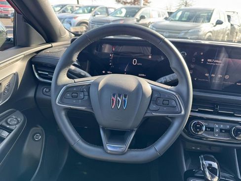 Used 2024 Buick Envista Sport Touring w/ Convenience II Package image 12