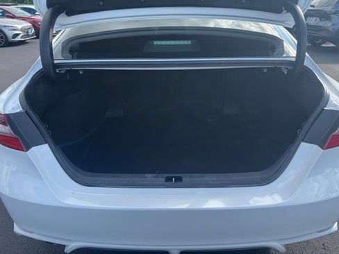 Used 2021 Toyota Camry SE FWD image 29