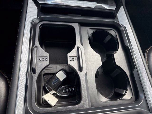 Used 2024 Ford F250 Platinum AWD/4WD image 26