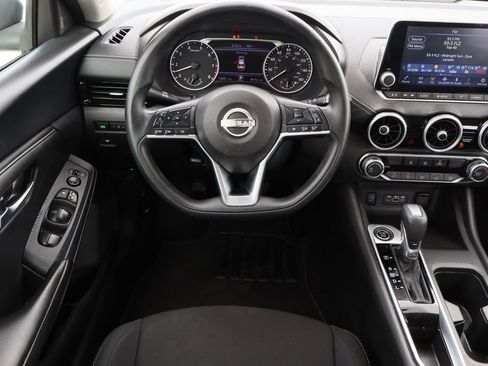Used 2024 Nissan Sentra SV FWD image 21