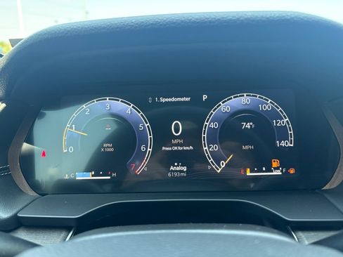 Used 2025 Jeep Grand Cherokee Limited AWD/4WD image 19