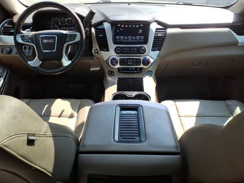 Used 2016 GMC Yukon SLT w/ Open Road Package AWD/4WD image 12