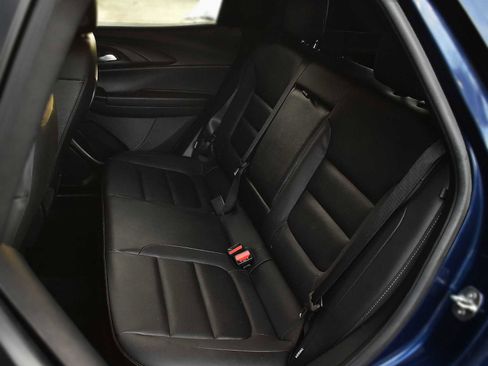 Used 2023 Chevrolet TrailBlazer ACTIV w/ Convenience Package image 11