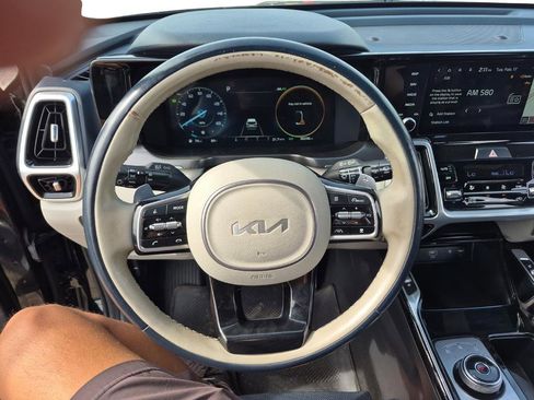 Used 2022 Kia Sorento SX Prestige image 20