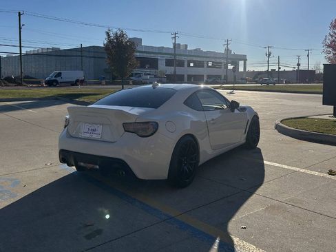 Used 2015 Subaru BRZ Limited w/ Popular Package #1B image 6