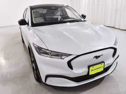 Used 2023 Ford Mustang Mach-E Premium AWD/4WD image 4