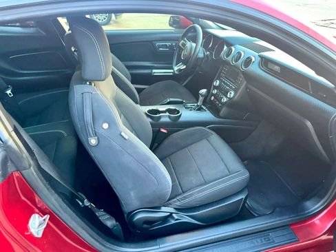 Used 2016 Ford Mustang GT RWD image 11