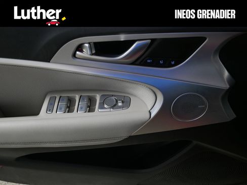 Used 2021 Genesis G70 3.3T image 19