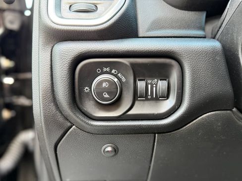 Used 2019 RAM 2500 Laramie w/ Night Edition AWD/4WD image 24