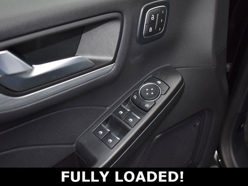 Used 2024 Ford Escape Platinum image 7