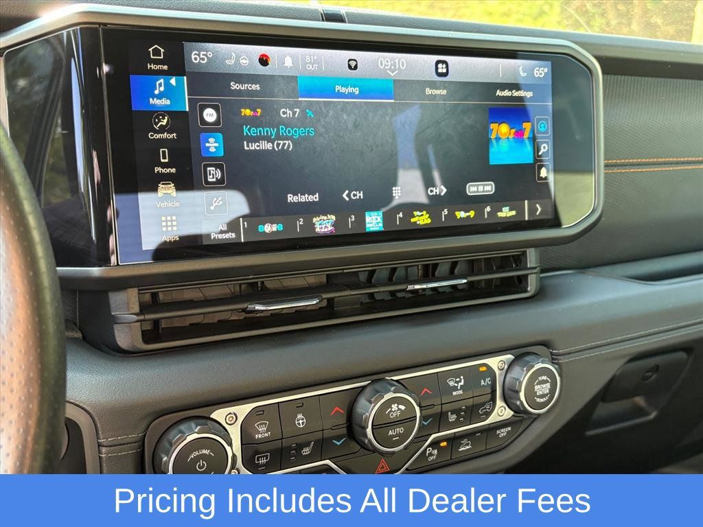 Used 2024 Jeep Gladiator Mojave w/ Safety Group AWD/4WD image 11