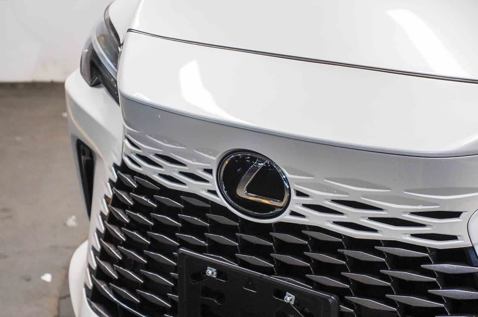 Used 2023 Lexus RX 350 Premium w/ Cold Area Package FWD image 6