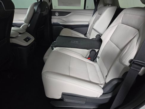 New 2026 Lincoln Navigator Reserve w/ Jet Appearance Package image 14