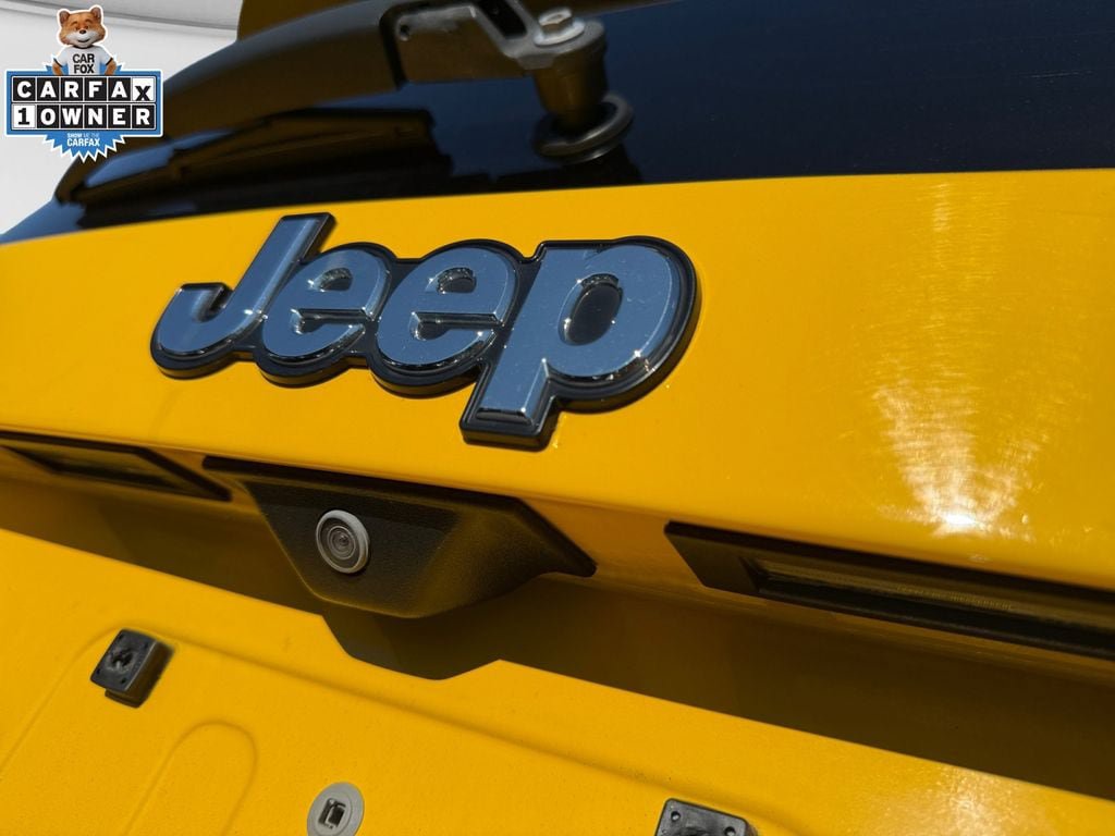 Used 2023 Jeep Renegade Latitude AWD/4WD image 16