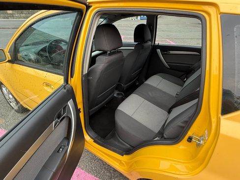 Used 2011 Chevrolet Aveo5 LT w/ Power and Convenience Package image 12