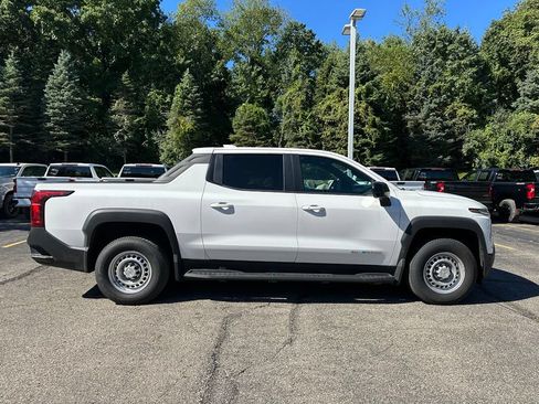 Used 2025 Chevrolet Silverado EV W/T w/ WT Plus Package AWD/4WD image 6