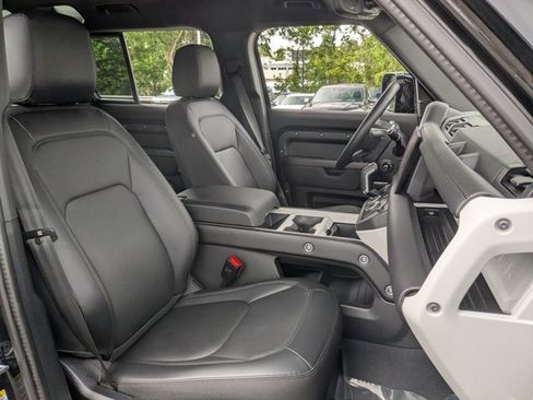 Used 2025 Land Rover Defender 110 S AWD/4WD image 23