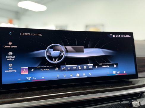 Used 2026 BMW X5 xDrive40i image 26