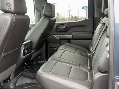 Used 2019 Chevrolet Silverado 1500 LTZ w/ LTZ Premium Package AWD/4WD image 10