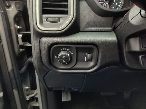 Used 2026 RAM 3500 Tradesman AWD/4WD image 15