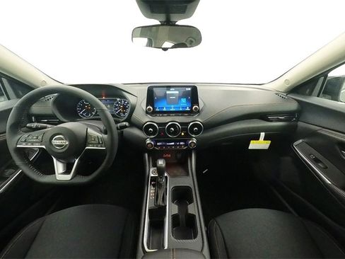 Certified 2023 Nissan Sentra SR image 28