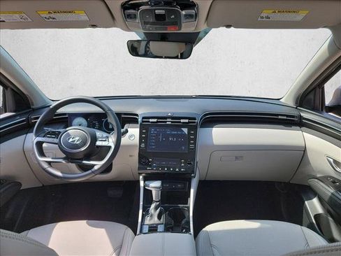 Used 2022 Hyundai Tucson SEL w/ Convenience + Premium Package FWD image 18