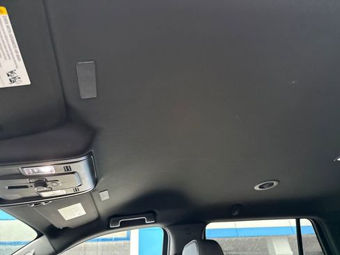 Used 2025 GMC Yukon Denali image 26