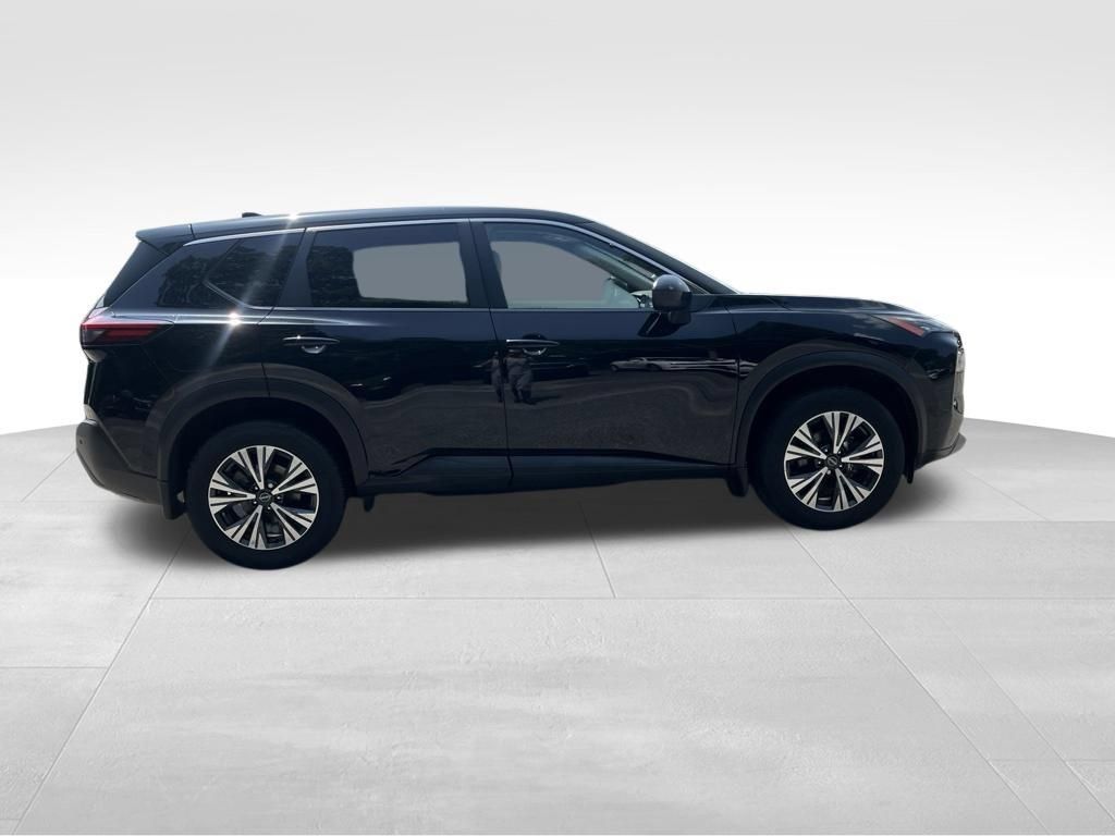 Used 2023 Nissan Rogue SV AWD/4WD image 6