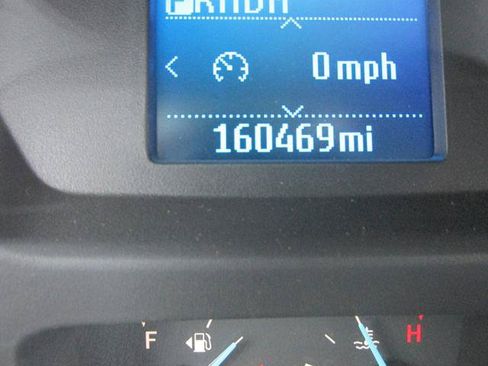 Used 2018 Ford Transit 250 148 Medium Roof RWD image 6