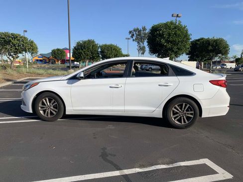 Used 2015 Hyundai Sonata SE image 8