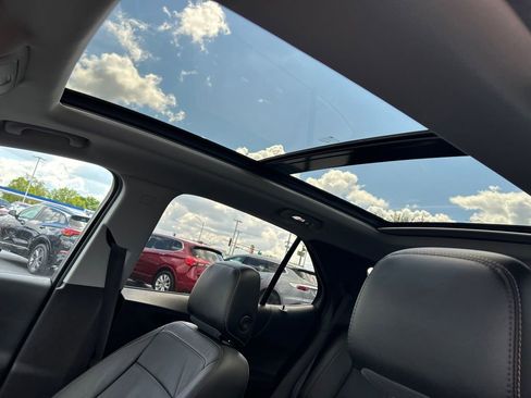 Used 2020 Chevrolet Equinox Premier AWD/4WD image 29