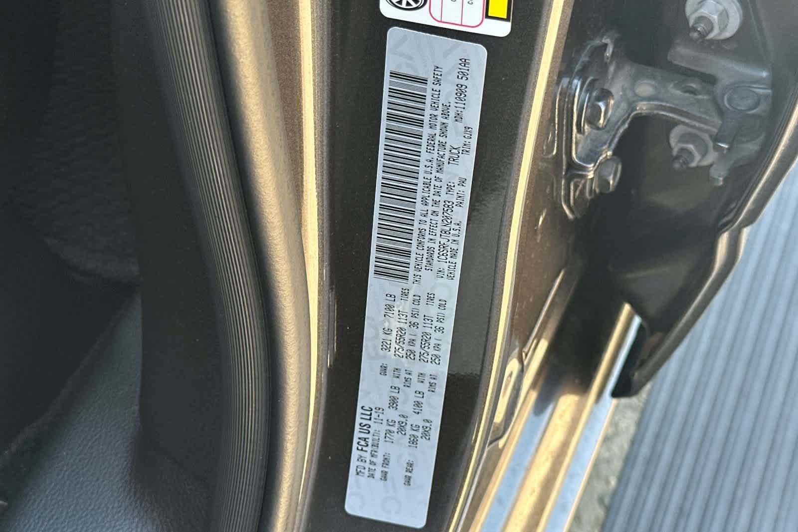 Used 2020 RAM 1500 Laramie w/ Sport Appearance Package AWD/4WD image 29