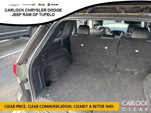 Used 2019 Jeep Grand Cherokee Laredo w/ Laredo X Package image 27