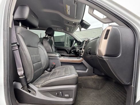 Used 2017 GMC Sierra 1500 Denali image 6