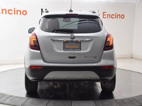 Used 2022 Buick Encore Preferred w/ Safety Package image 5