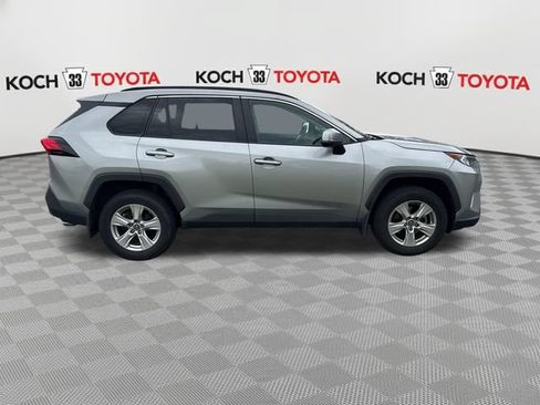 Used 2019 Toyota RAV4 XLE w/ Convenience Package AWD/4WD image 9