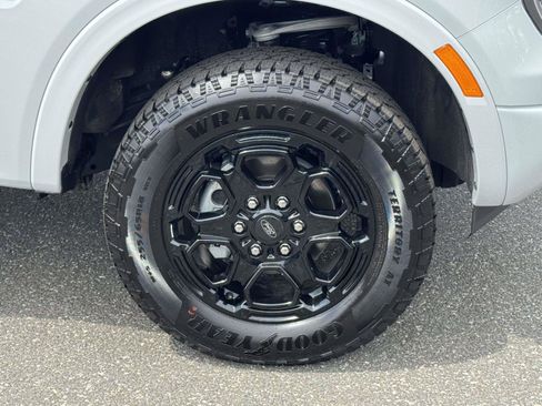 New 2026 Ford Ranger XLT w/ Black Appearance Package AWD/4WD image 7