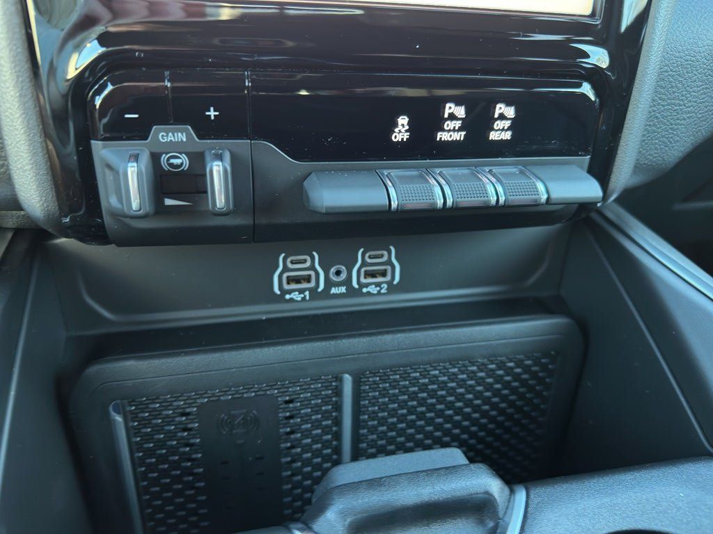 New 2026 RAM 1500 Big Horn AWD/4WD image 19