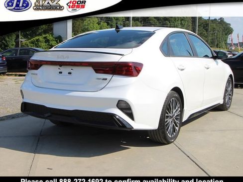 Used 2023 Kia Forte GT-Line w/ GT-Line Premium Package FWD image 6