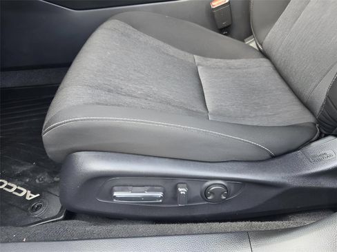 Used 2025 Honda Accord SE image 21