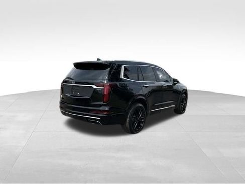 Used 2022 Cadillac XT6 Premium Luxury w/ Platinum Package AWD/4WD image 7