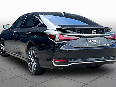 Used 2023 Lexus ES 300h w/ Premium Package FWD image 11